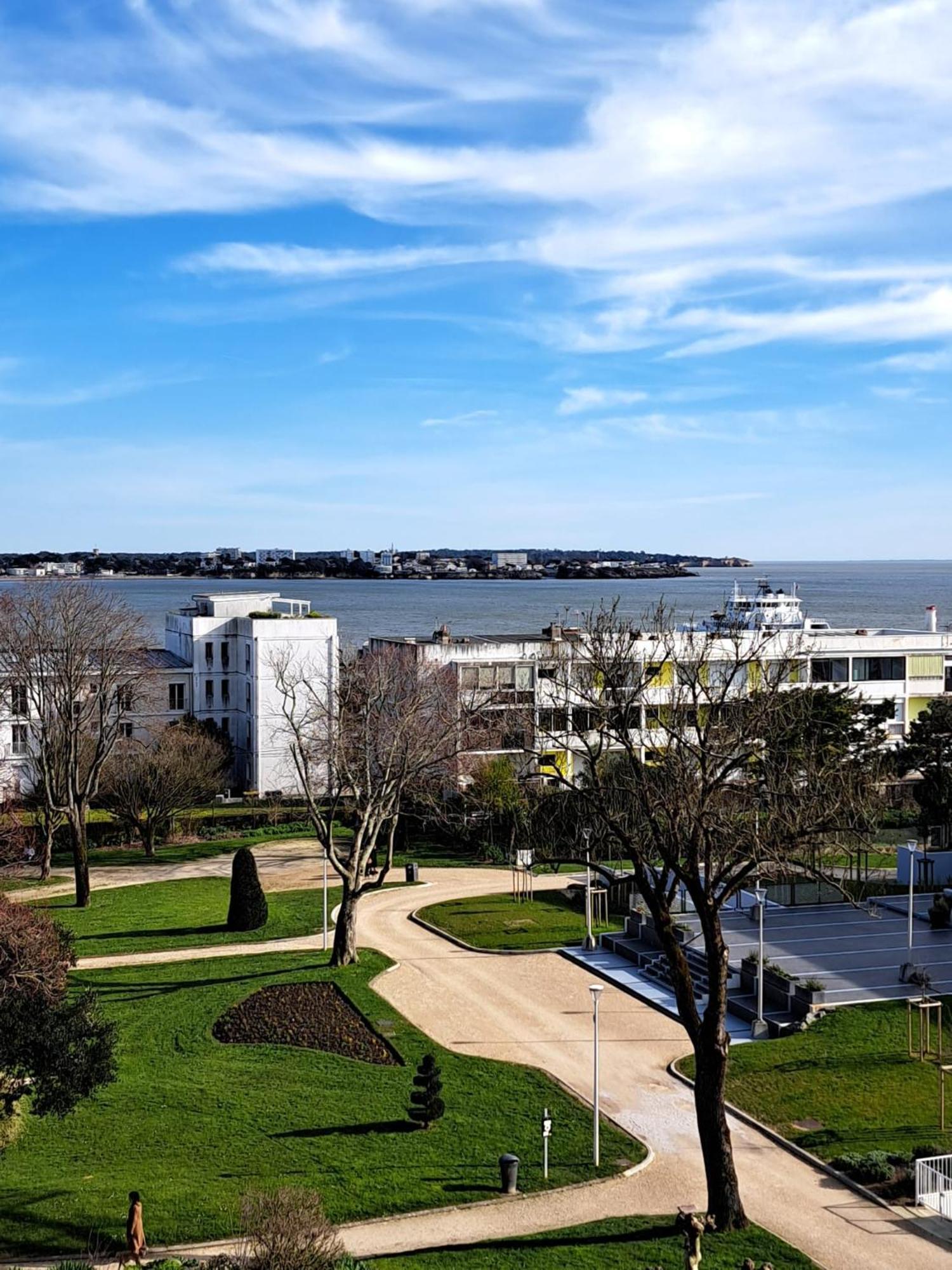 L'Escale - Vue Mer, Plage, Centre Ville, Ideal Pour Couple Royan Esterno foto